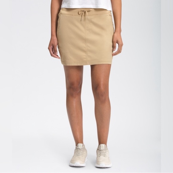 The North Face Women's Aphrodite Skort Hawthorne Khaki Tan Women’s Size XL - Picture 1 of 5